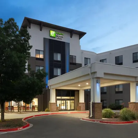 Holiday Inn Express & Suites Albuquerque Historic Old Town By Ihg-2